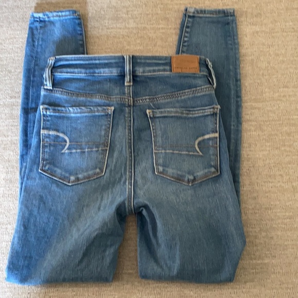 American Eagle next level stretch super hi-rise jeggings. Size 2 short (petite) - Picture 2 of 11